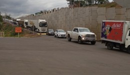 Via lateral do novo acesso a Guaraciaba é liberada e Pare e Siga deixa de operar na BR-163
