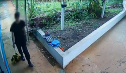 Ex-aluno invade escola e fere professora com espada