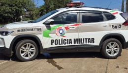 Condutor sem habilitação é abordado e veículo é removido