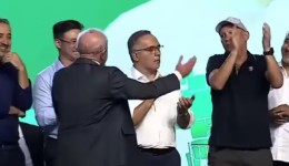 Lula aparece com marca na cabeça em cerimônia; Planalto informa cauterização no couro cabeludo