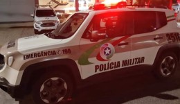 Dois homens são encaminhados à delegacia após suspeita de extorsão