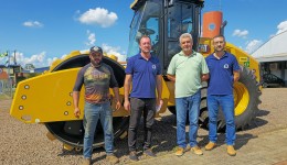 Município recebe novo rolo compactador para reforçar infraestrutura
