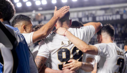 Neymar marca, Santos vence o RB Bragantino e conquista triunfo na Vila Belmiro