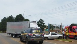 Idoso de 100 anos que dirigia caminhonete morre em grave acidente na BR-470