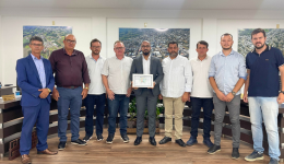 Legislativo entrega moções de aplauso ao juiz Esdras Murta Bispo e ao Rotary Club