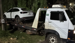 Polícia recupera carro furtado em com apoio de autoridades argentinas