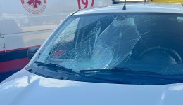 Ciclista fica ferido após ser atingido por veículo na Rua 15 de Novembro