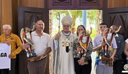 Missa em homenagem a São Miguel Arcanjo reúne grande número de fiéis