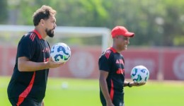 Inter demite preparador de goleiros e auxiliares da comissão técnica