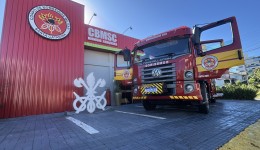 Corpo de Bombeiros recebe novo ABTR e reforça atendimento na região de fronteira