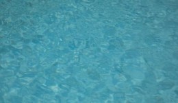 Bebê de 1 ano morre após se afogar em piscina no Oeste de SC