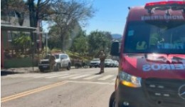 Criança de 9 anos é atropelada em frente à escola