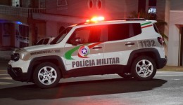 Homem é flagrado perturbando o sossego e desacata policiais