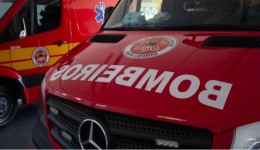 Acidente de trânsito envolve dois carros no centro