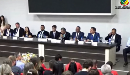 Câmara realiza 1ª Sessão Solene de 2025 e entrega nove Moções de Aplausos