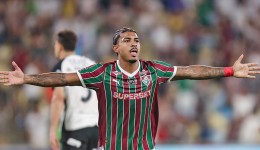 Fluminense vence o Corinthians no Maracanã e assume a vice-liderança