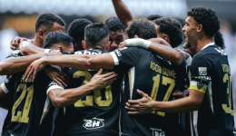 Atlético goleia o Grêmio por 3 a 0 e chega a nove jogos invicto