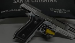 Homem é preso por porte ilegal de pistola 9mm em restaurante