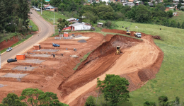 Construção das primeiras casas do programa Casa Catarina avança