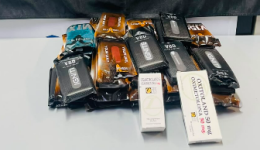 Passageiro é flagrado com cigarros eletrônicos e medicamentos proibidos em fiscalização na fronteira