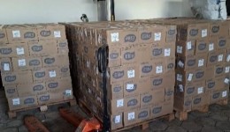 Polícia Militar apreende mais de 800 pares de tênis e 48 mil sabonetes