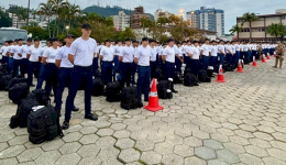 Polícia Militar de Santa Catarina recebe 347 novos alunos-soldados