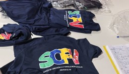 Assistência Social realiza entrega de uniformes para crianças e adolescentes