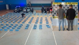 Polícia apreende mais de 215 milhões de pesos argentinos em cigarros e prende dois brasileiros