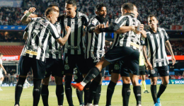 Santos vence clássico no Morumbis e iguala recorde fora de casa