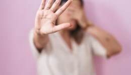 Mulher grávida é agredida pelo companheiro durante a madrugada