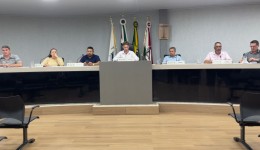 Câmara aprova aumento na taxa de limpeza de terrenos e projeto de Nego Carroceiro sobre pontos de táxi