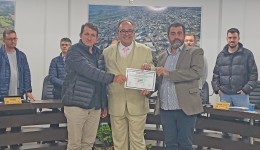 Carlos Alberto Santin é homenageado pela Câmara de Vereadores