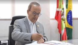 Governador Jorginho Mello envia à Alesc projeto que cria feriado em 25 de novembro