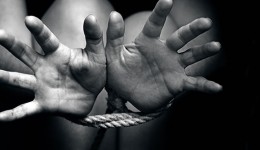 MPF denuncia cinco pessoas por tráfico internacional de mulheres no Paraná