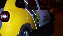 Homem é conduzido à delegacia após praticar ato obsceno em prédio residencial