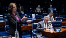 Senado aprova projeto que dificulta aborto legal em crianças vítimas de estupro