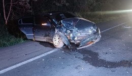 Batida frontal deixa feridos, incluindo menino de 6 anos