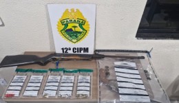 PM prende homem com armas e munições em ocorrência de violência doméstica