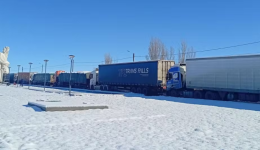 Caminhoneiro do Paraná está há mais de uma semana preso em nevasca na Argentina