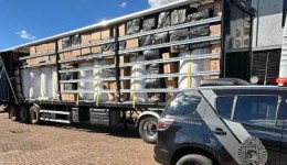 Ação conjunta apreende carga milionária de cigarros contrabandeados