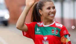 Atleta de Princesa conquista espaço no futebol feminino nacional