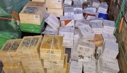 Carreta com 3,6 mil garrafas de vinho argentino é apreendida em ação conjunta