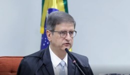PGR pede anulação de investigação sobre conversas de Moraes e Vorcaro