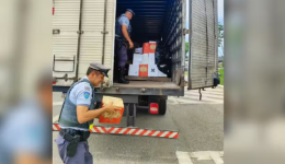 Caminhão carregado em Barracão é apreendido em SP com mais de R$ 4 milhões em produtos ilegais