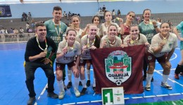 Futsal Guarujá do Sul, em parceria com a EEB Professora Elza Mancelos de Moura, conquista novamente o título da fase microrregional do Jesc 15 a 17 anos de futsal feminino 2025