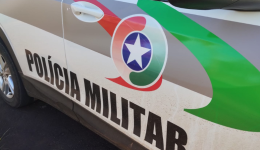 Briga em bar termina com homem ferido e confusão em farmácia