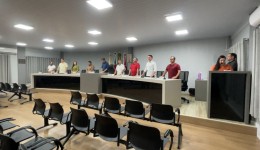 Câmara discute projetos sobre limpeza de terrenos e ponto de táxi rotativo; Os projetos está nas comissões