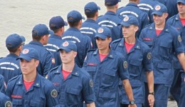 Concurso público dos bombeiros de SC abre inscrições para 100 vagas com salários de R$ 8 mil