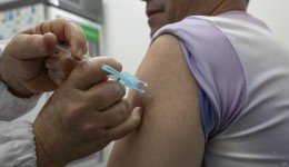 Paraná aplica quase 500 mil doses durante a campanha de multivacinação de outubro