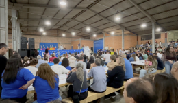 Primeira Noite Cultural do Pingo de Gente reúne famílias e valoriza a participação escolar